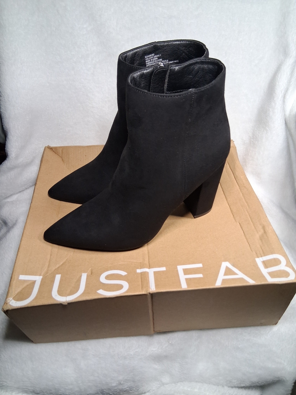 JUSTFAB Black Pointed Toe Block Heel Ankle Boots